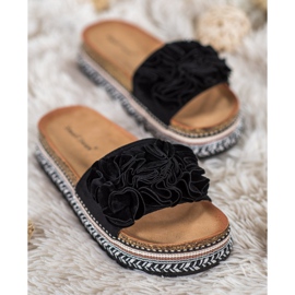 Small Swan Pantofole In Pelle Scamosciata Con Ornamenti nero 1