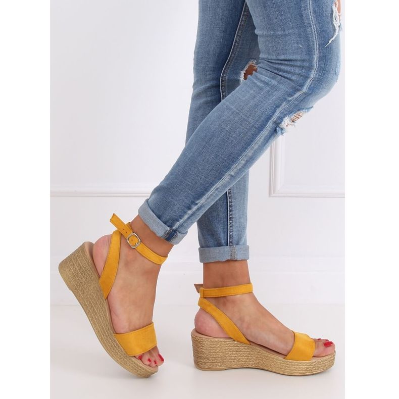 Sandali con zeppa miele 019-18 Giallo 1