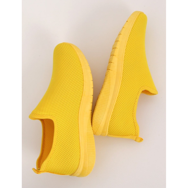 Scarpe sportive gialle 7079 Giallo 1