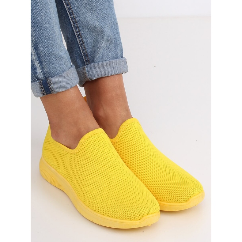 Scarpe sportive gialle 7079 Giallo 2