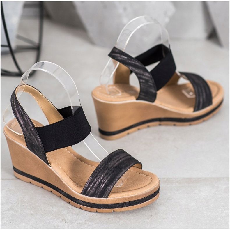 Sea Elves Sandali con zeppa alla moda nero 1