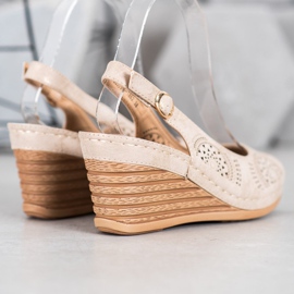 Evento Sandali traforati con ecopelle marrone 2