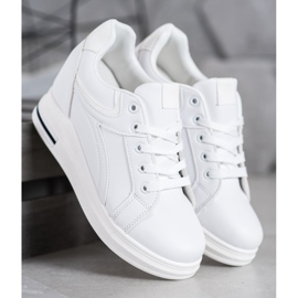 SHELOVET Sneakers bianche con zeppa bianca 1