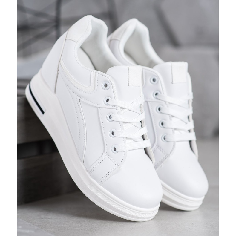 SHELOVET Sneakers bianche con zeppa bianca 1