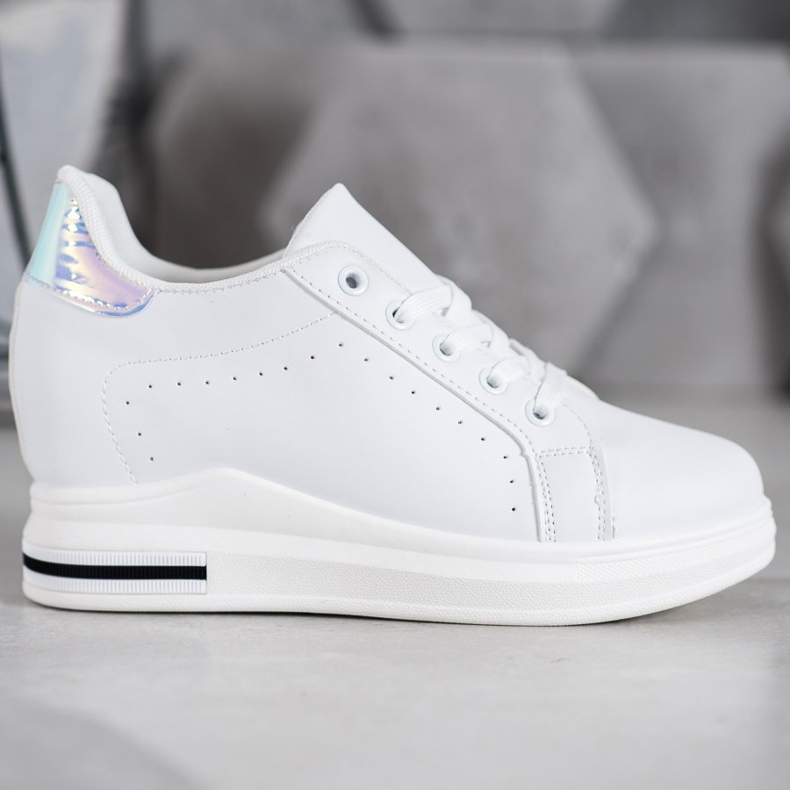 SHELOVET Scarpe sportive su una zeppa bianco 2