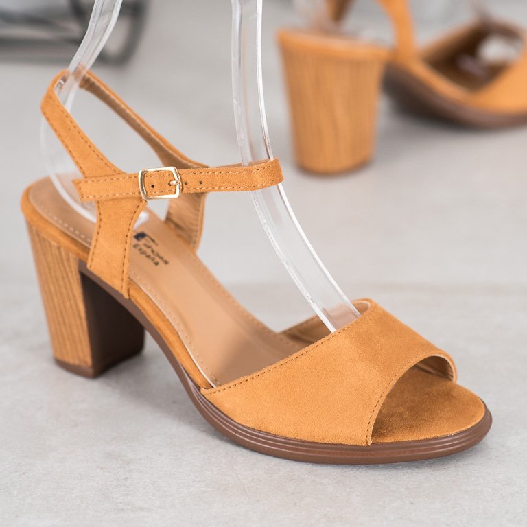 SHELOVET Sandali in pelle scamosciata cammello marrone 1