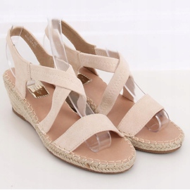 Sandali beige su espadrillas con zeppa S-823 Beige 1