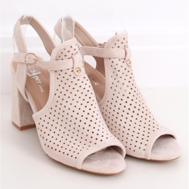 Sandali traforati beige con tacco alto LL79 Beige 1