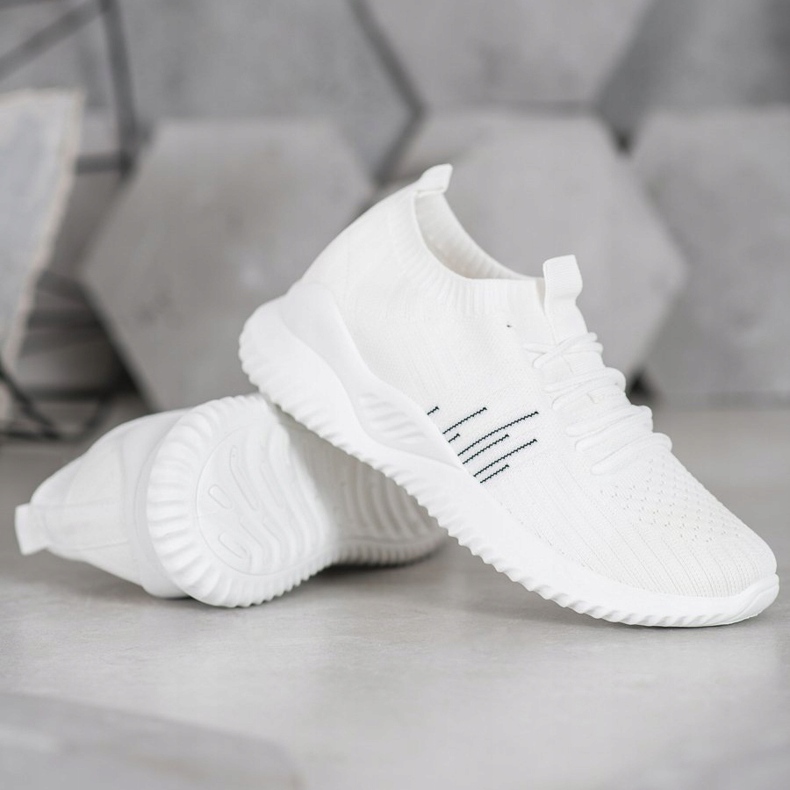 Scarpe traforate MCKEYLOR bianca 2