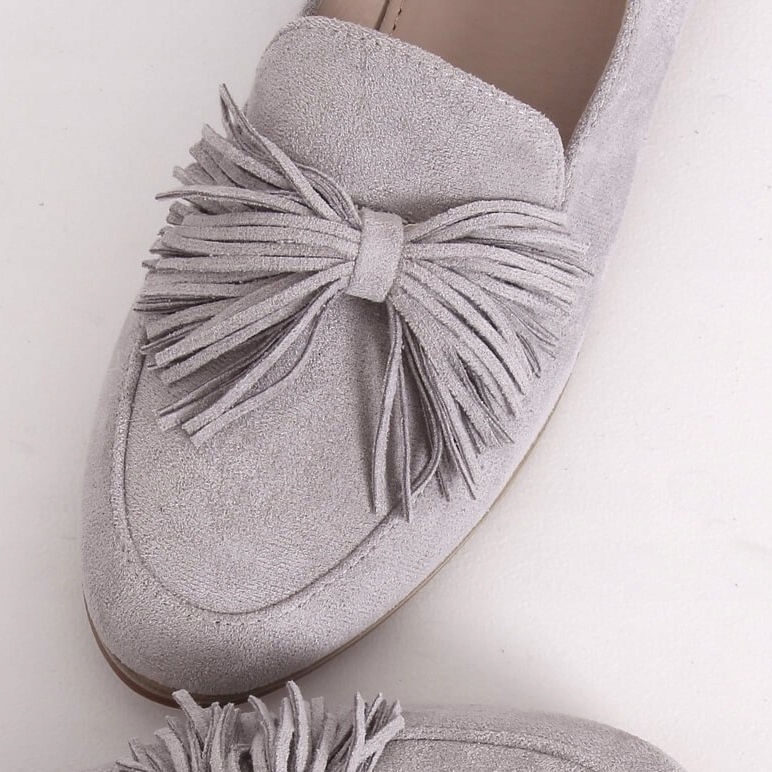 Mocassini da donna grigi con frange T357P Grigio 1