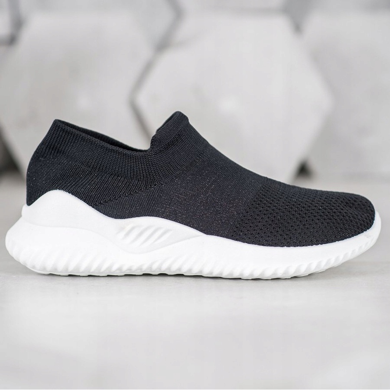 MCKEYLOR Ciabatte sportive nero 1