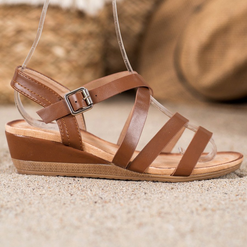 Mannika Scarpe casual con zeppa marrone 1