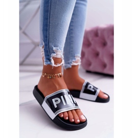 Pantofole da donna nere Vrita nero 1