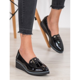 Vinceza Décolleté laccate su zeppa nero 1