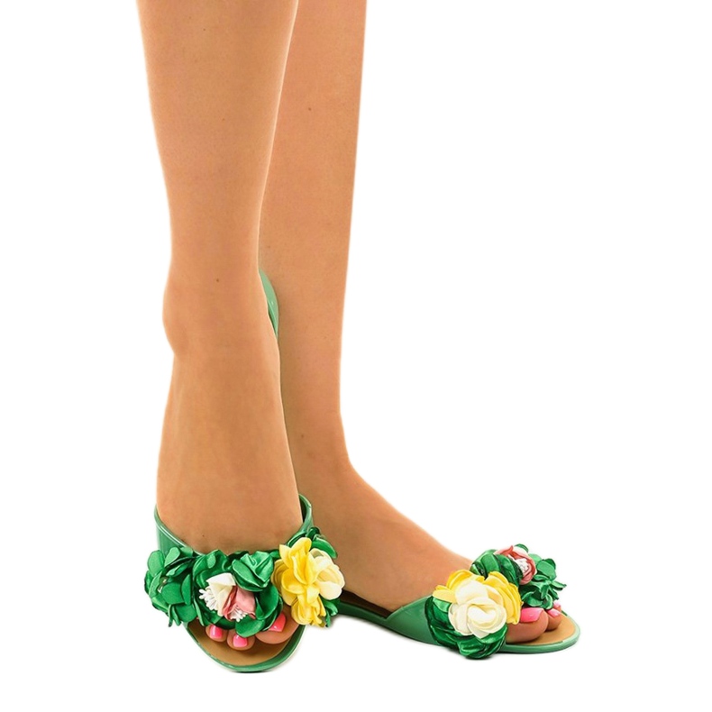 Sandali in meliski verde con fiori AE20 1