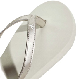 Adidas Eezay Flip Flop F35034 pantofole multicolore 2