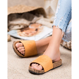 Nio Nio Pantofole classiche sulla piattaforma marrone 1