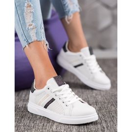 SHELOVET Sneakers bianche traforate bianco nero 1