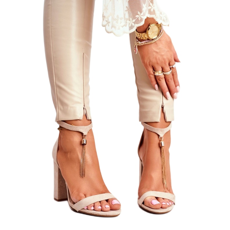 ADY Sandali in pelle scamosciata beige su una barra con frangia Annick 1