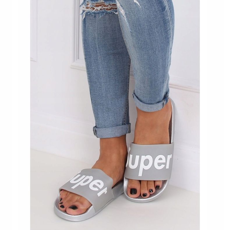 Pantofole da donna grigie e argento CK110 Silver grigio 1