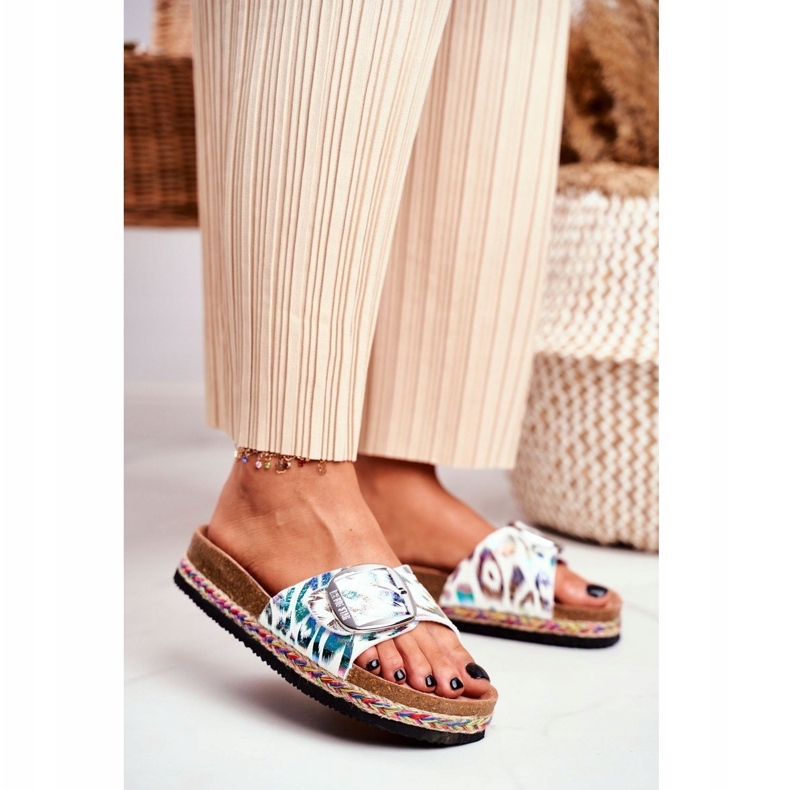 Pantofole da donna Big Star Metallic Pattern DD274127 bianca 1