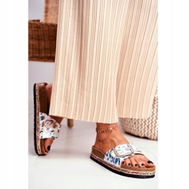 Pantofole da donna Big Star Metallic Pattern DD274127 bianco 2