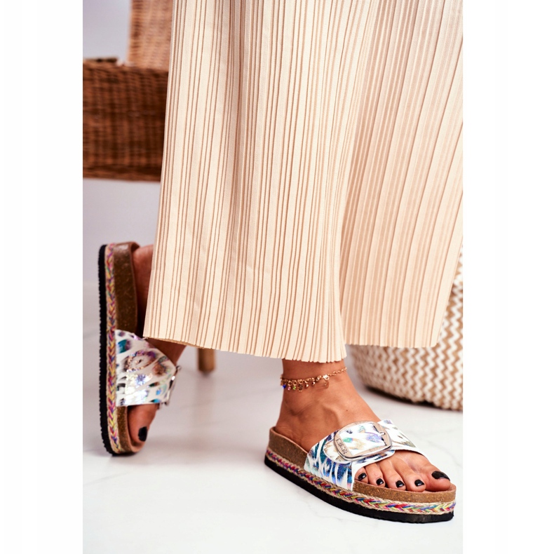 Pantofole da donna Big Star Metallic Pattern DD274127 bianco 2