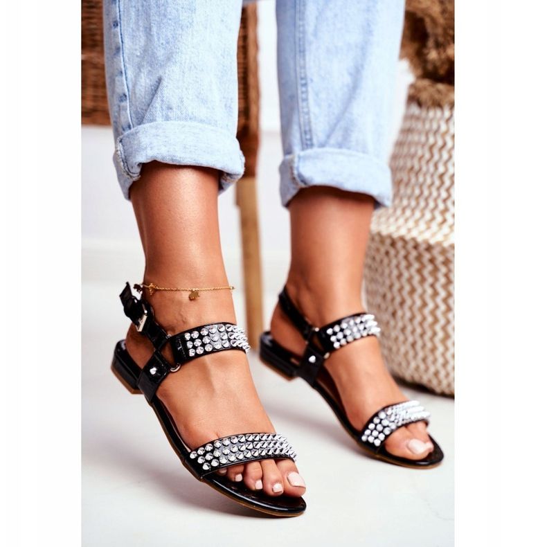 Sandali bassi da donna neri Lu Boo con borchie Aldona nero 1
