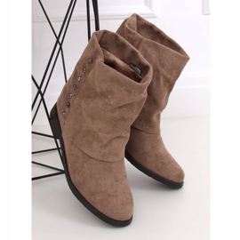 Stivali su una zeppa nascosta beige ST-03P Khaki marrone cachi 1