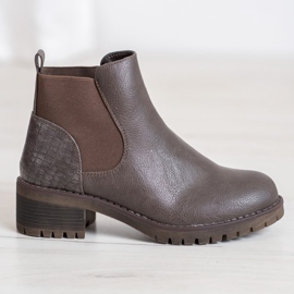 J. Star Stivali slip-on su un palo marrone 2