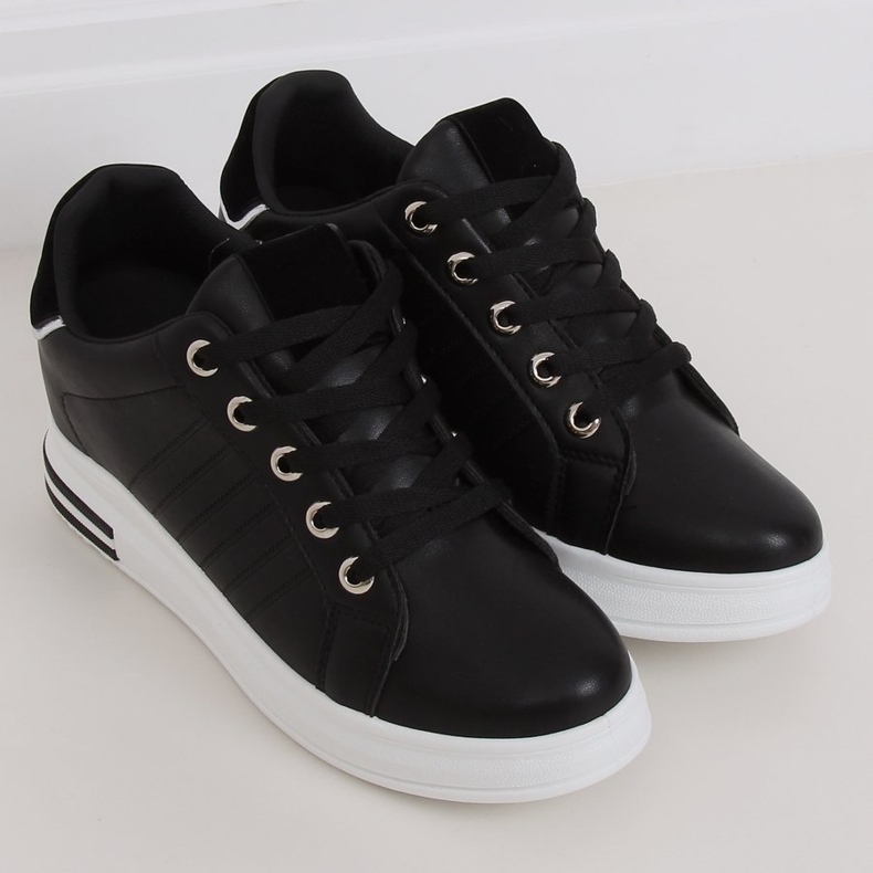 Black R78 Sneakers nere su zeppa nascosta nero 1
