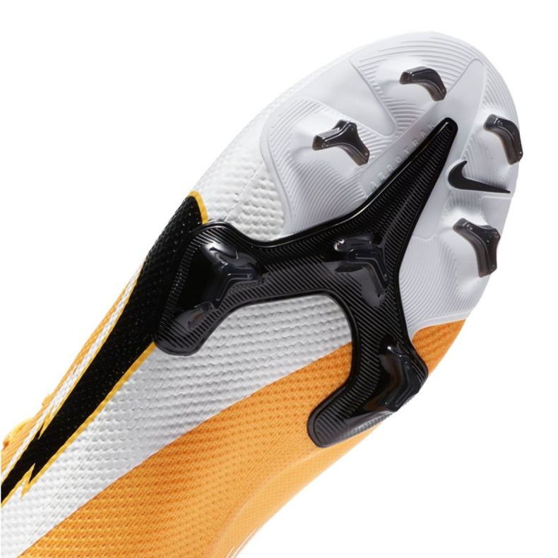 Scarpe da calcio Nike Vapor 13 Pro Fg M AT7901-801 multicolore giallo 2
