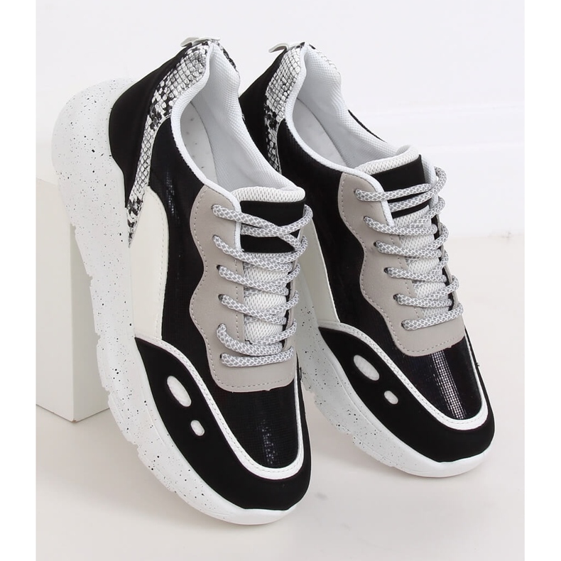 Scarpe sportive in bianco e nero LL1771 Nero 2