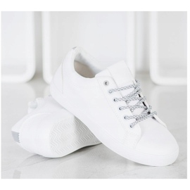 SHELOVET Sneakers Con Lacci Decorativi bianca 2
