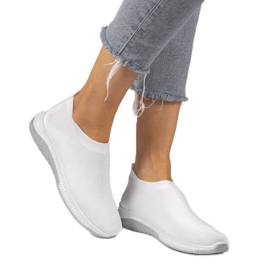 Scarpe slip-on sportive bianche KK-211 bianco 1