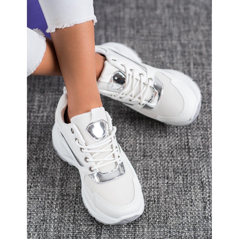 Ideal Shoes Sneakers sportive alla moda bianca 1