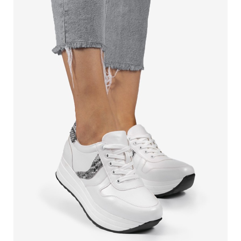 Scarpe sportive bianche, sneakers BK-20 bianca 1