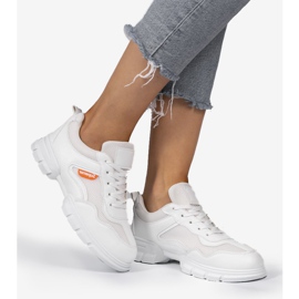 Scarpe sportive bianche alla moda C051 bianco 2