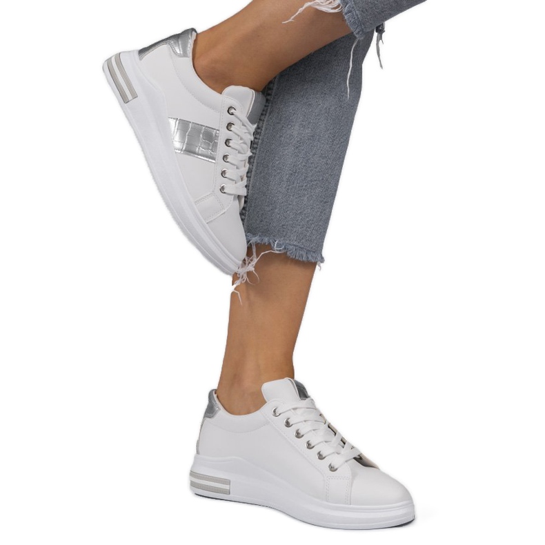 Sneakers bianche alla moda con ecopelle C912 bianco argento grigio 1