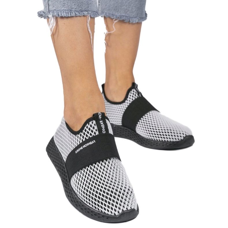 Scarpe slip-on sportive nere SJ1972-1 nero 1