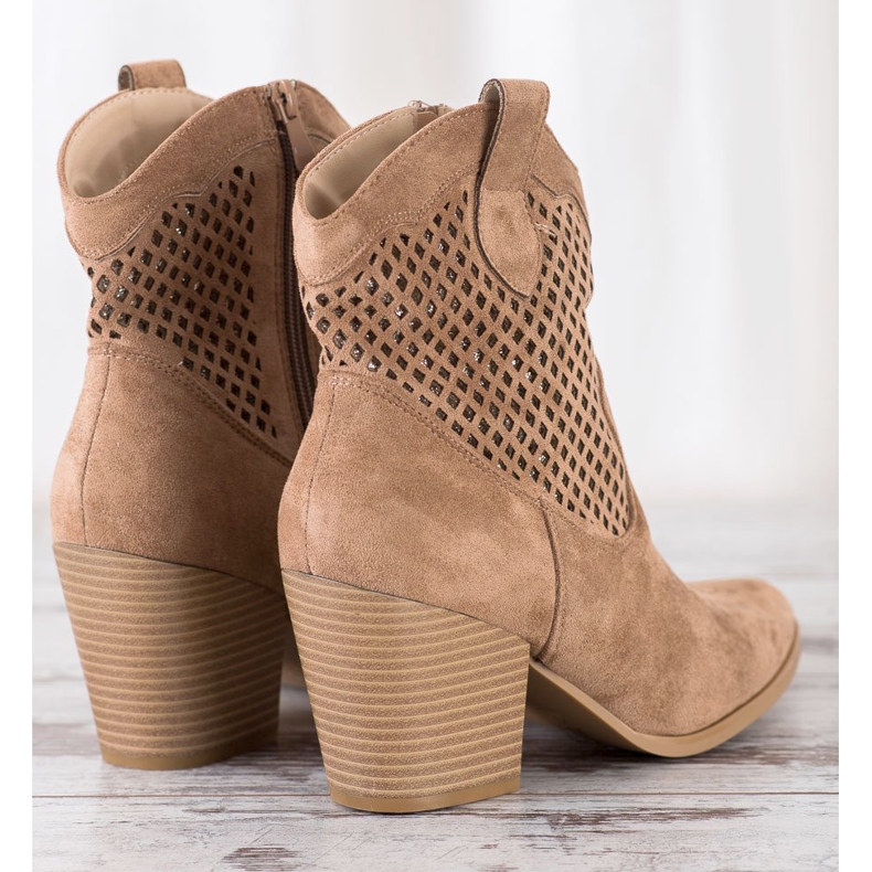 Erynn Stivali texani traforati beige 2