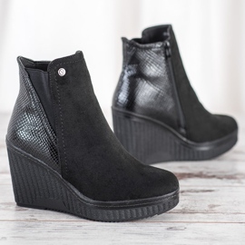 Goodin Stivali con zeppa nero 1