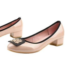 Décolleté laccate beige sul montante 0015-4 1