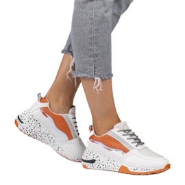 Sneakers sportive bianche con inserti neri C-3151 bianca nero arancia d'argento 1