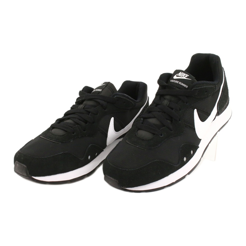 Nike Venture Runner W CK2948-001 scarpe bianca nero 2
