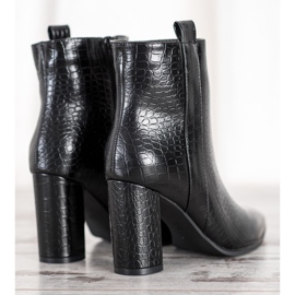 Seastar Stivali alla moda con un motivo nero 1