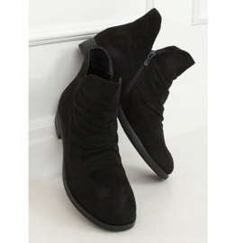 Stivali con taglio scamosciato nero ST-21 Black 1