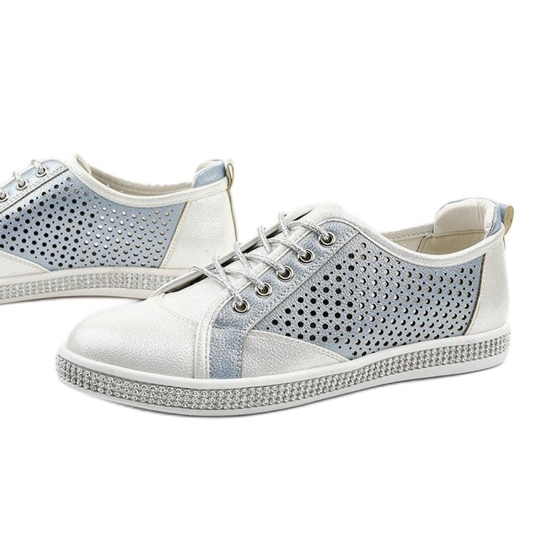 PA1 Sneakers bianche in ecopelle traforata A18-6252 bianco 1