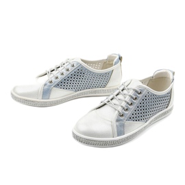 PA1 Sneakers bianche in ecopelle traforata A18-6252 bianca 2