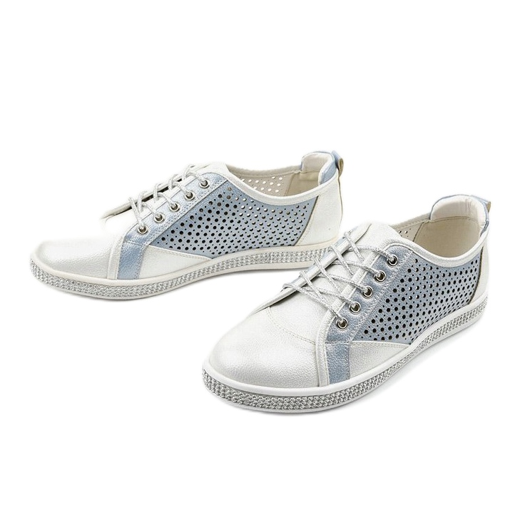 PA1 Sneakers bianche in ecopelle traforata A18-6252 bianca 2